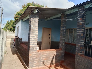 6 Bedroom House