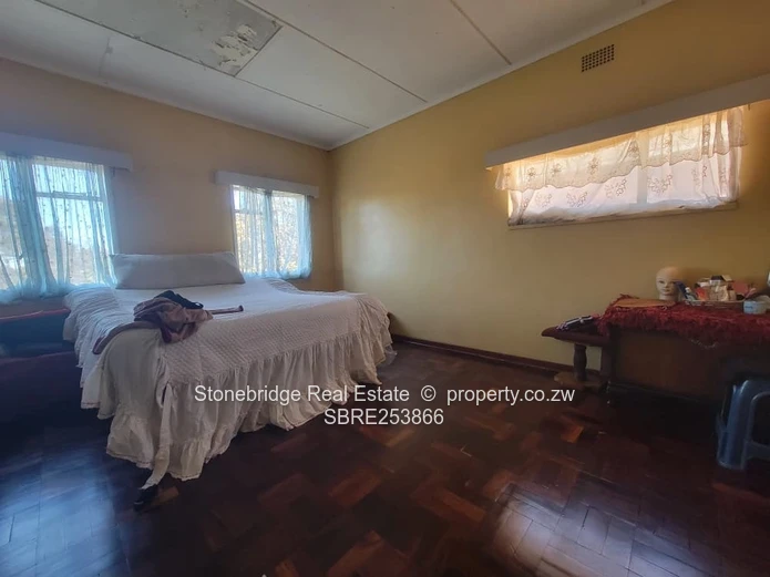 2 Bedroom Rogean Flat For Sale
