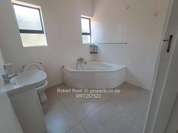 Lovely 3 bed self contained cottage in Philadelphia Borrowdale