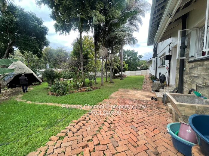 6 bedroomed double storey house in Chisipite 