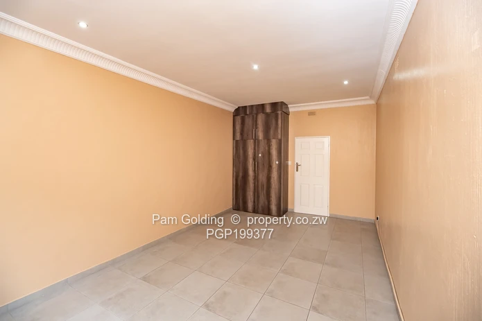 Modern Family Home In Prime Location !!!!!