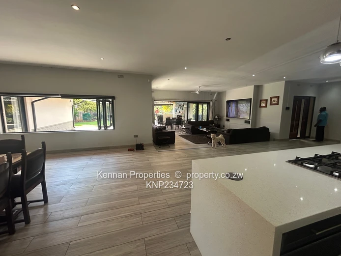 Upmarket Furnished 3 Bedroom Home in good area (Sole Mandate)