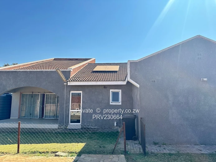 Spacious 3 bed unit, all en suite in Borrowdale In cluster of 3