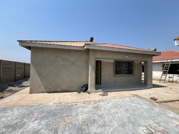 2 Bedroom Flat & Apartment