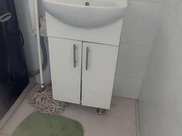 2 Bedroom Flat & Apartment