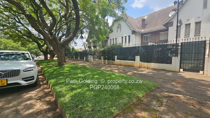 3 Bedroom Duplex In Prime Avenues Location