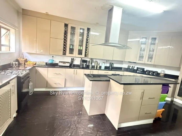 Gletwin Double Storey For Sale