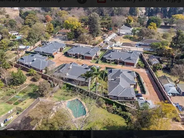 6 Unit Townhouse Complex