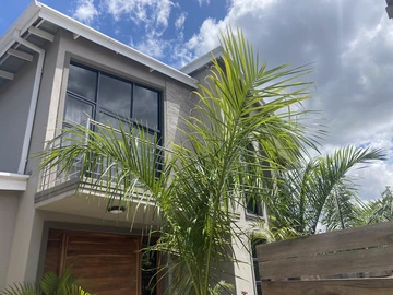 4 Bedroom Townhouse Complex