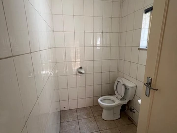 3 Bedroom Flat & Apartment