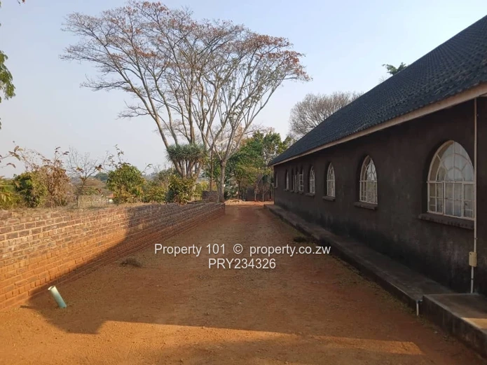 Forsale in Horgerty Hill-An exquisite 7beds-En-suites House