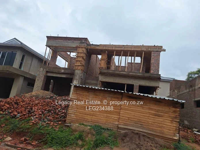 Incomplete 4-Bedroom Villa for Sale in  Carrick Creagh Estate