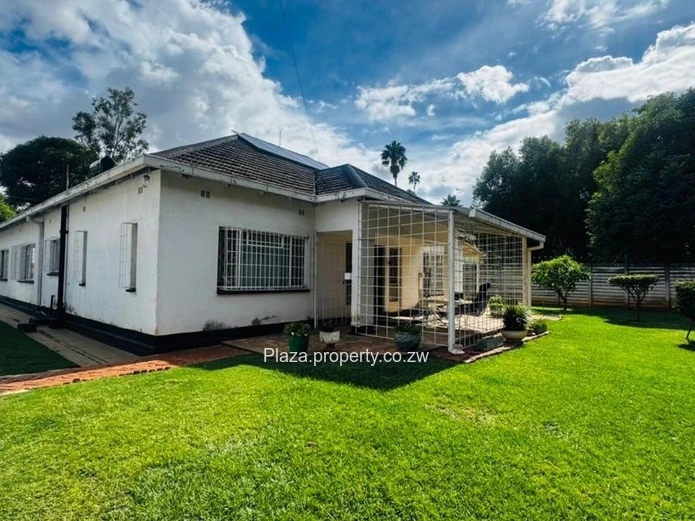 3 Beadroom Neat Starter Home