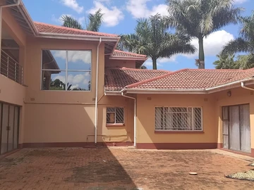 10 Bedroom House