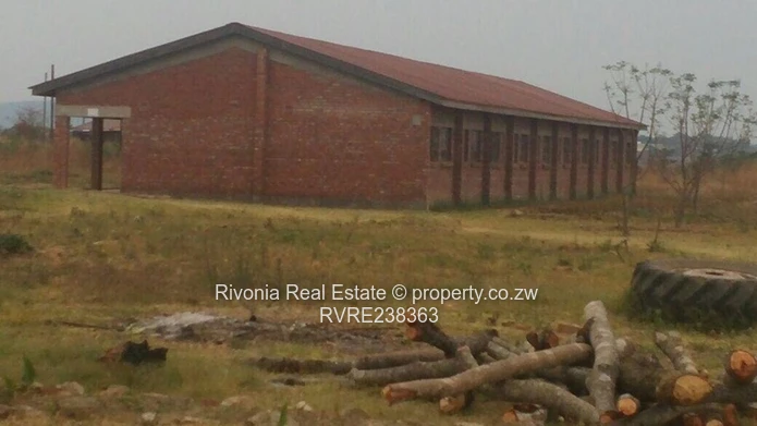Private school in Norton 4.7ha USD 1.5Million
