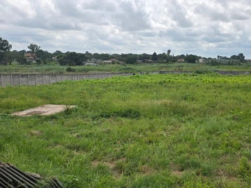 Commercial & Industrial Land