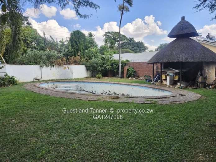 Commercial Property – Alexandra Park, Churchill Avenue
