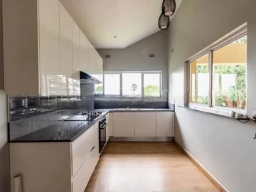 2 Bedroom Garden Flat