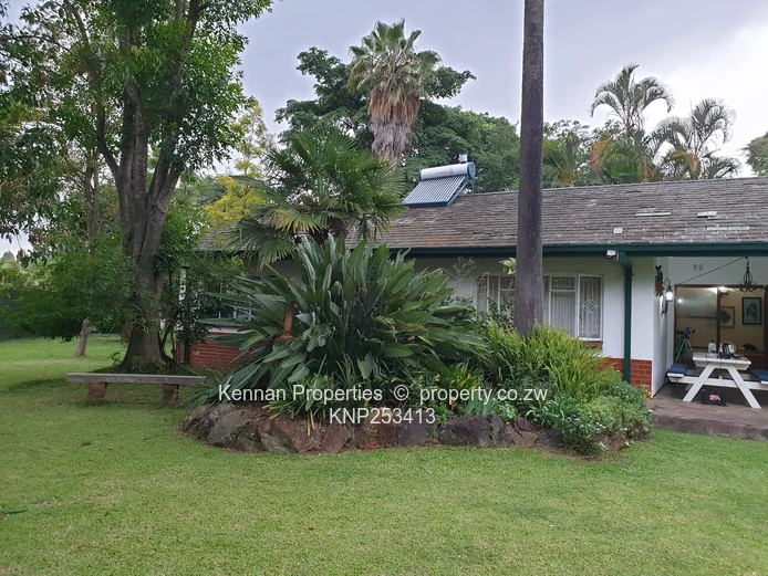 PARTIALLY FURNISHED - comes with gardener (Sole Mandate)