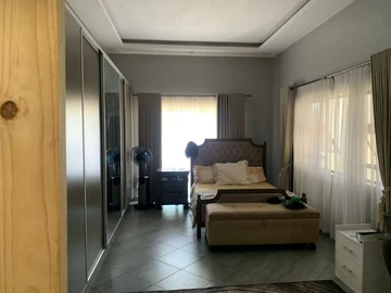 4 Unit Townhouse Complex