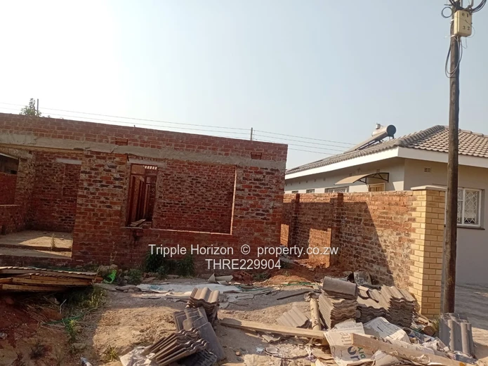 A 4 bedroomed house for sale on roof level in Aspindale Park gated community. 