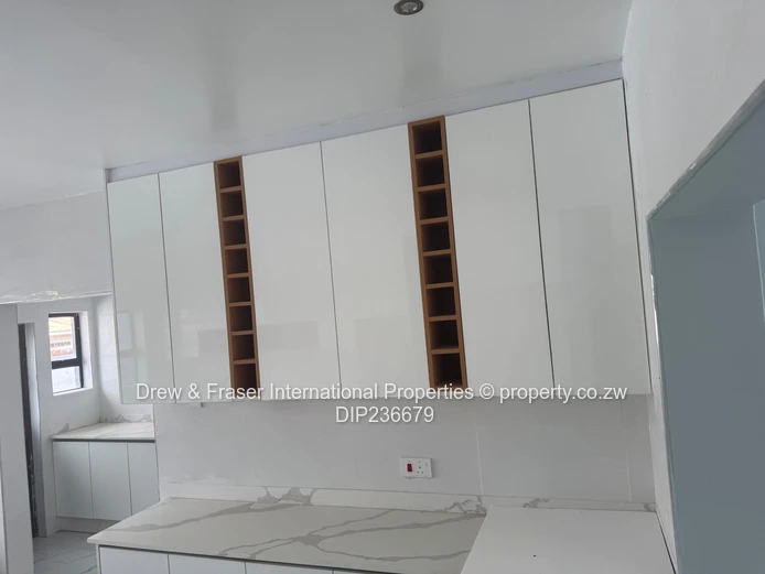 Mabvazuva house available for rent $800 (Sole Mandate)