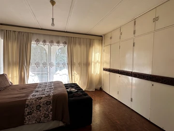2 Bedroom Garden Flat