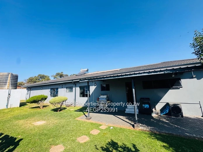 House For Sale In CHISHAWASHA 
