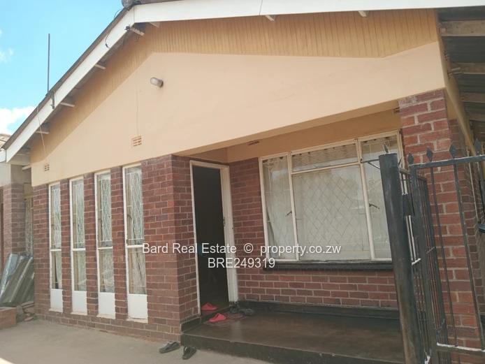  House To Let – Zengeza 3, Chitungwiza