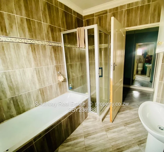 Budiriro Cabs house to let