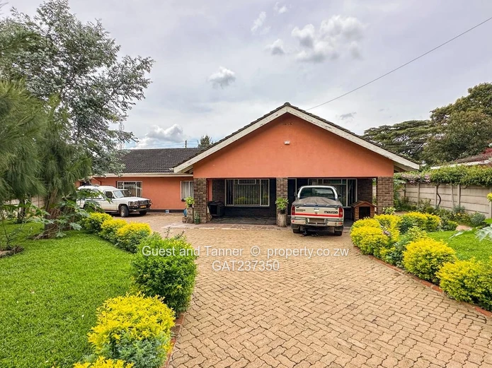 3 Bedroom House For Sale In New Marlborough