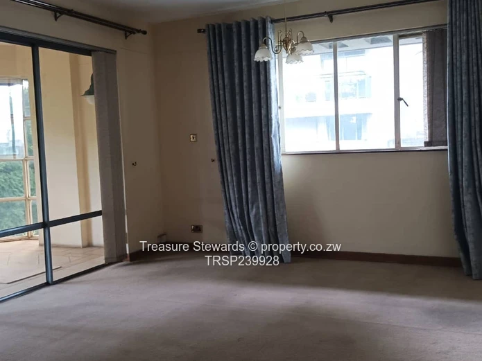 Northfields Penthouse (Sole Mandate)