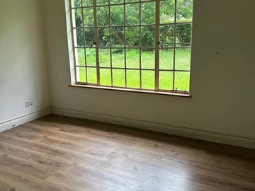 4 Bedroom Garden Flat