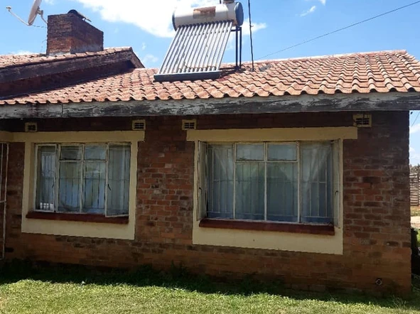Modern Glaudina House -just near Byo RD