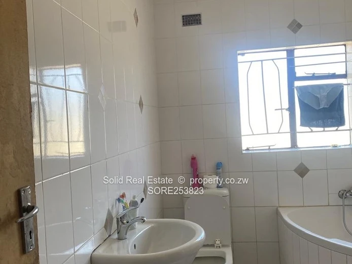 Tynwald-Lenana Park property for letting