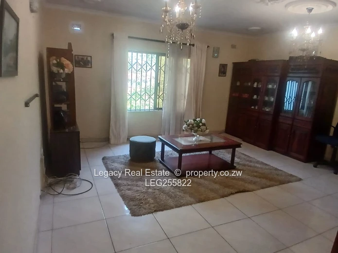 Westgate ,Adylinn 5-Bed Double-Storey: Paved Courtyard & Garage (Sole Mandate)