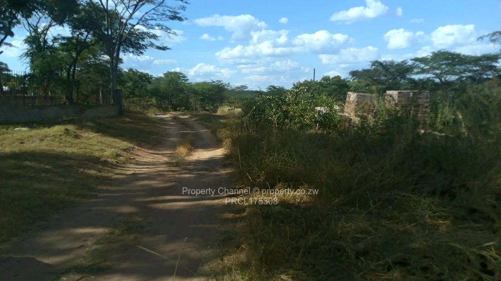 Stands & Residential Land for Sale in KweKwe PRCL175308