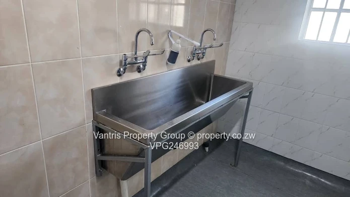 Yoviel Mutare hospital for sale !!! 