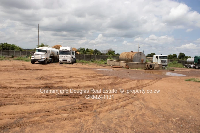 Commercial property on auction (Sole Mandate)