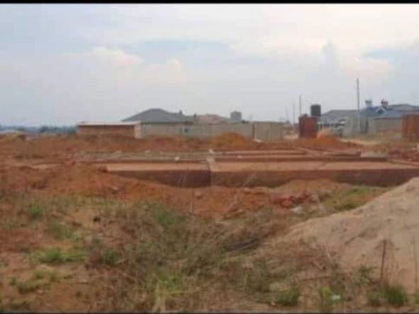 **Prime Land for Sale in Zimre Park: Your Dream Awaits!**