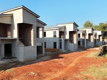 4 Bedroom Townhouse Complex