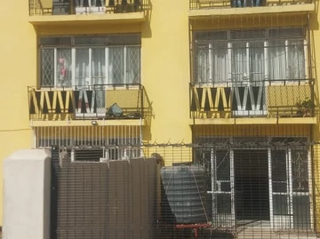 Flat & Apartment