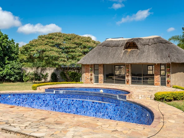 5 Bedroom House