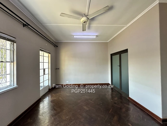 To Let | 2-bed flat US$850/month (Levies Included)