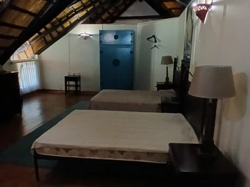 Farm & Agricultural Land