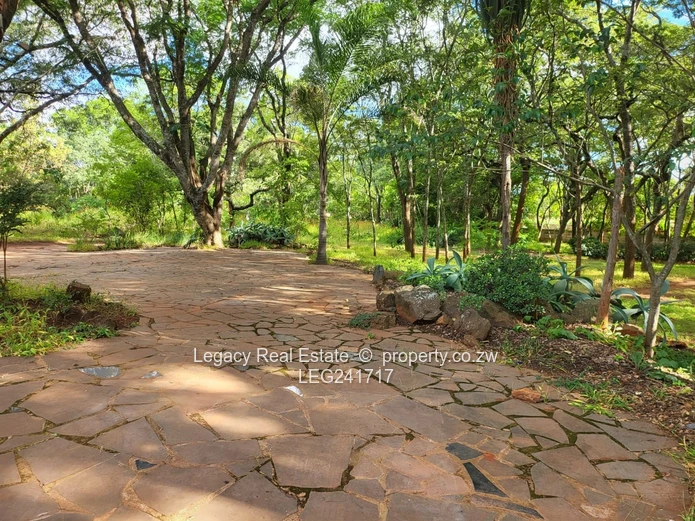 Prime Highlands Estate – Land with Existing 3-Bedroom House
