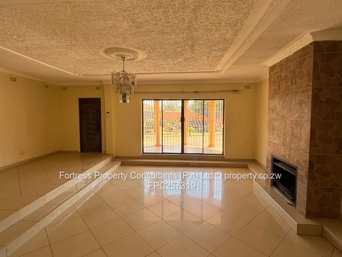 5-Bed House for Rent in Westgate