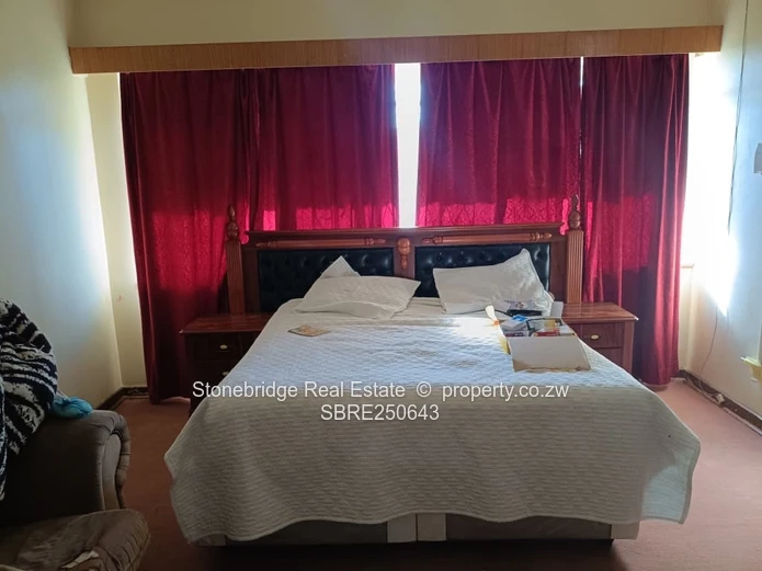 3 Bedroom House n Northend For Rental