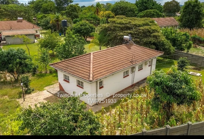 Parktown, Waterfalls 