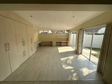 3 Bedroom Garden Flat